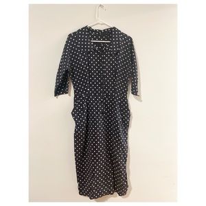 Beautiful vintage polka dot dress with pockets